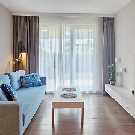 Holidayhomepl Bel Mare 109b Z Tarasem I Ogrodkiem דירה *