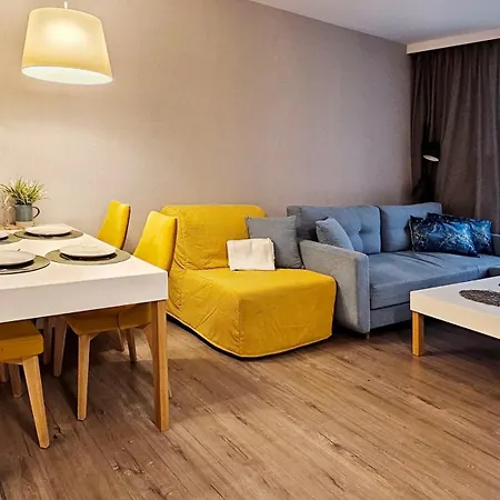 Apartment Holidayhomepl Bel Mare 109b Z Tarasem I Ogrodkiem Miedzyzdroje